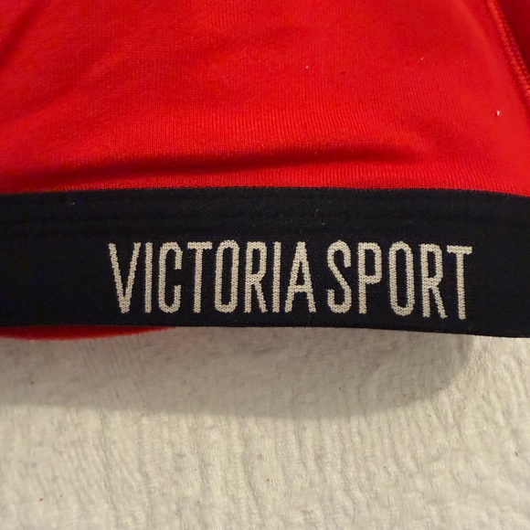 Victoria's Secret Bold Red Sports Bra front close 36 C - Picture 7 of 9